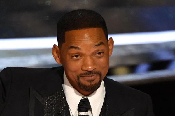 Will Smith banned from Oscars for 10 years after slapping Chris Rock