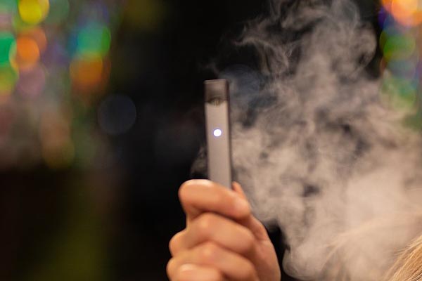 FDA to Off Juul e-cigarettes from US markets